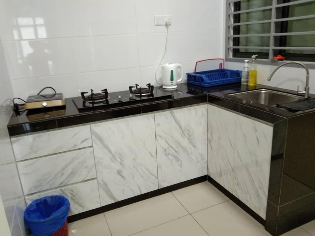 Arc Austin Hill Apartment Τζόχορ Μπάχρου Εξωτερικό φωτογραφία