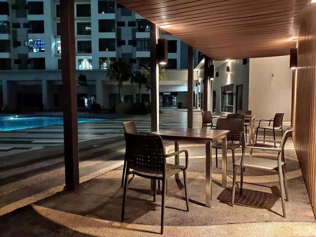 Arc Austin Hill Apartment Τζόχορ Μπάχρου Εξωτερικό φωτογραφία