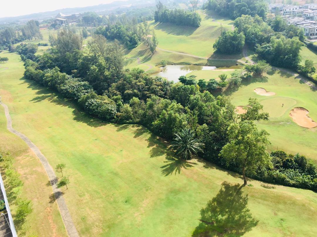 Arc Austin Hill Apartment Τζόχορ Μπάχρου Εξωτερικό φωτογραφία
